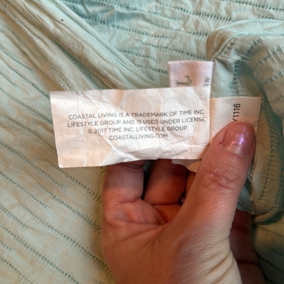 EUC Coastal Living Home Collection Curtains (3 Sets) - Picture 5 of 8